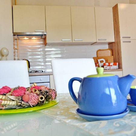 Apartment Vacation In Zadar - Mirna Exterior photo