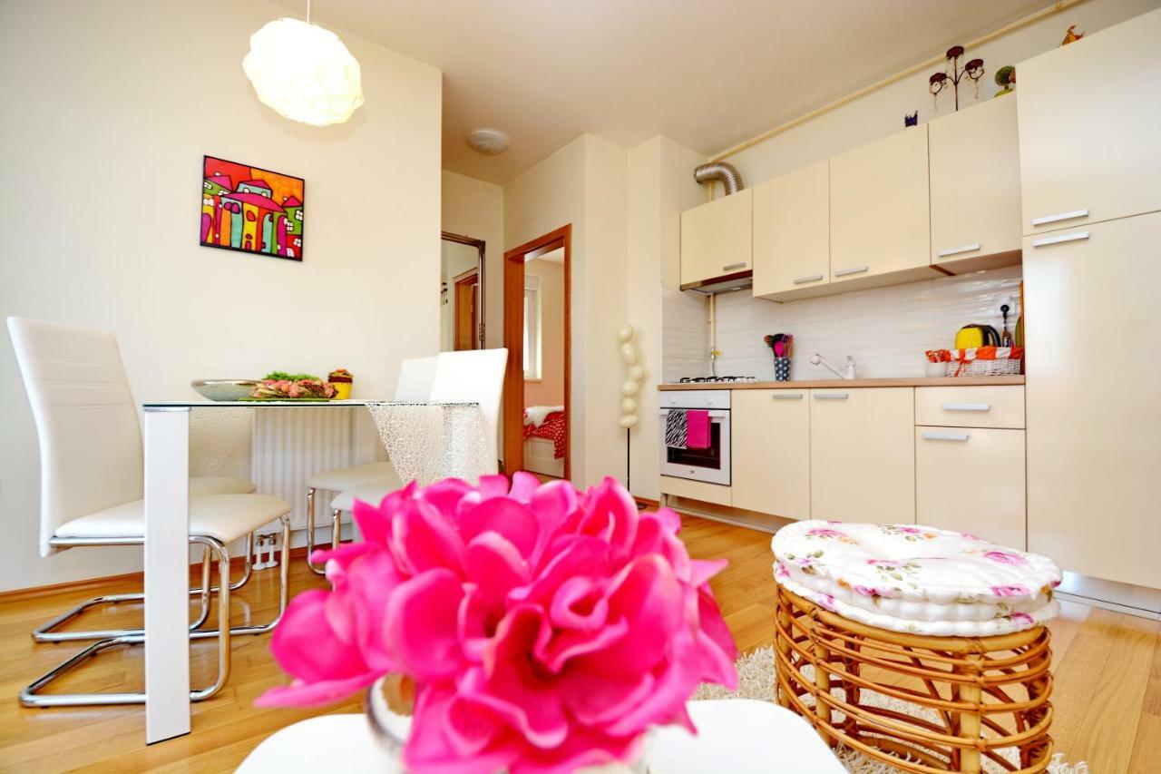 Apartment Vacation In Zadar - Mirna Exterior photo