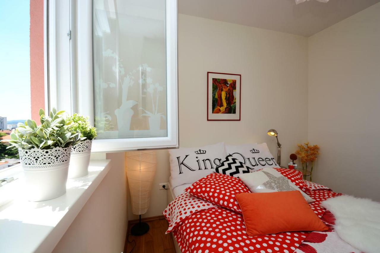 Apartment Vacation In Zadar - Mirna Exterior photo